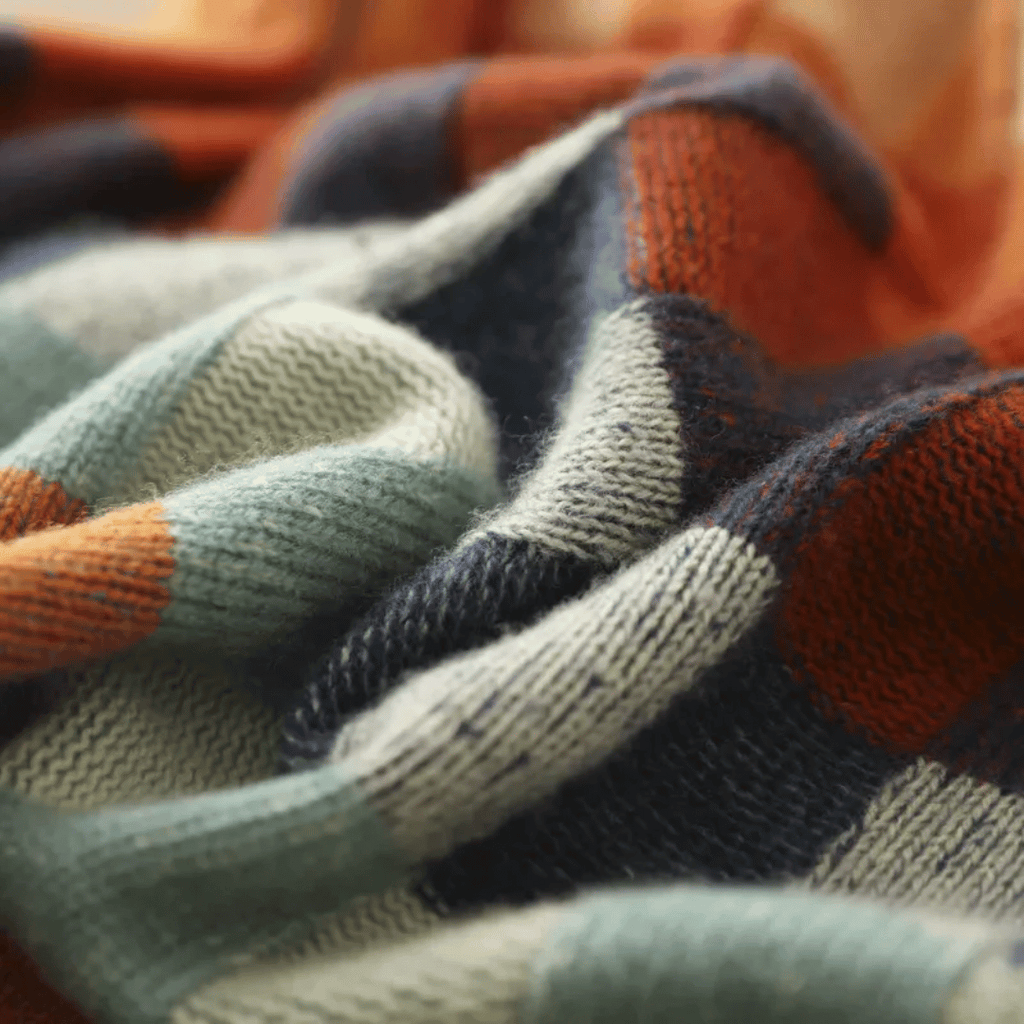 Ravelyn | Cashmere patchwork turtleneck Sweater